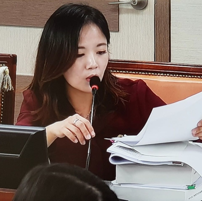 서울시의회 교육위원회 소속 여명 시의원.
